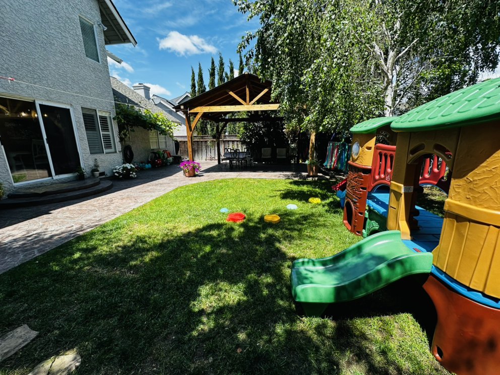 Outdoors & active play